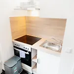 Beta Living - Lux 아파트